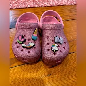 Crocs girls glitter pink size 10